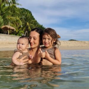 Solenn Heussaff Instagram - The best days with my best people.
Yes Tili has a black eye 🥹  but she is all good!