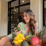 Solenn Heussaff Instagram - The great thing about fiber is that it helps you with regular bowel movement ( when your preggo you need this too trust me haha) , but it also helps remove toxins from your body. We all know that fruits and veggies are high in fiber and should be part of our everyday diet, but when you feel you haven’t had enough or need more, C-Lium will help you reach your daily fiber intake. It comes in 3 delicious flavors: mango, pineapple and dalandan. Start the daily habit now! #StartEveryDayRightWithCLIUM #PsylliumFiberForGutHealth #GutHealthIsSelfCare