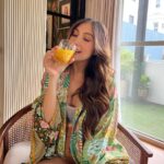 Solenn Heussaff Instagram - The great thing about fiber is that it helps you with regular bowel movement ( when your preggo you need this too trust me haha) , but it also helps remove toxins from your body. We all know that fruits and veggies are high in fiber and should be part of our everyday diet, but when you feel you haven’t had enough or need more, C-Lium will help you reach your daily fiber intake. It comes in 3 delicious flavors: mango, pineapple and dalandan. Start the daily habit now! #StartEveryDayRightWithCLIUM #PsylliumFiberForGutHealth #GutHealthIsSelfCare