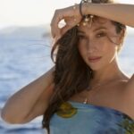 Solenn Heussaff Instagram - Looking forward to the weekend like. #CaptionQueen 😖