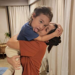 Solenn Heussaff Instagram - Mama got all the kisses before we left!

Dont cry mama, we got this!

We love you and miss you! Seee you soon!

#TiliElPadreSoloTrip