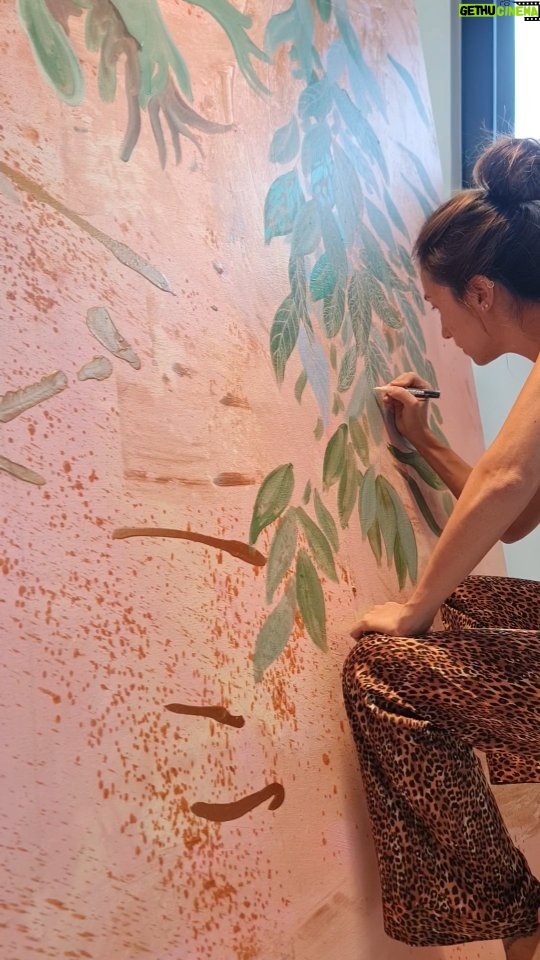 Solenn Heussaff Instagram - Early morning space #Solennart