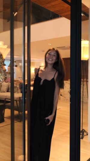 Solenn Heussaff Instagram - New year, new life in our beautiful home! Have been working on our dream house for a long time and were finally in it! As  promised, sharing our journey, suppliers and brands we found along the way to help you for tips you need to build your own dream home. 

Now up on my youtube!