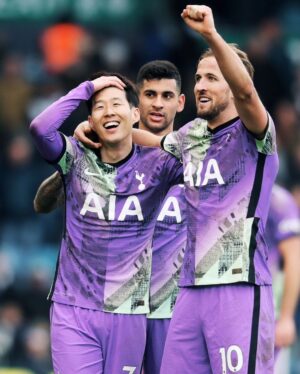 Son Heung-min Instagram - Leader, brother, legend. Since day one it has been a joy to play by your side. So many memories, amazing games and incredible goals together. Harry, thank you for everything you have given to me, to our club, and to our fans. Wish you nothing but the best in your new chapter. Good luck brother 🤍