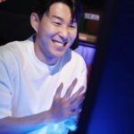 Son Heung-min Instagram - 안녕하세요 여러분 모두 잘 지내고 계신지  궁금하기도 하고 인사도 하고싶어  올려봐요 곧  시작되는 시즌이 행복한 시즌이 되기위해 열심히준비하고 있어요  곧 경기장에서 만나요, 사랑합니다😁🤍 Hi everyone, just wanted to say hello and hope that you’re all doing good. Looking forward to the season starting soon and hoping for a good one. See you all soon, lots of love 😁🤍