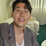 Son Heung-min Instagram - Big smile for a big announcement soon!! 😁 #SamsungUnpacked