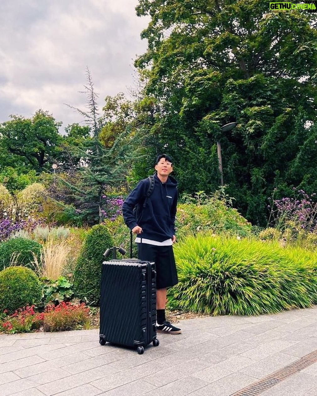 Son Heung-min Instagram - Back and ready for the NLD!! Thank you @tumitravel for the help during my travels 😄 #PerfectingTheJourney London, United Kingdom