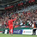 Son Heung-min Instagram - 대한민국 축구국가대표팀❤️ 2 경기동안 행복한 시간 만들어주셔서 감사합니다 더 잘 준비해서 팀으로써 선수로써 더 좋은 모습 보여드리기 위해서 노력하겠습니다 감사합니다 @thekfa love you all❤️
