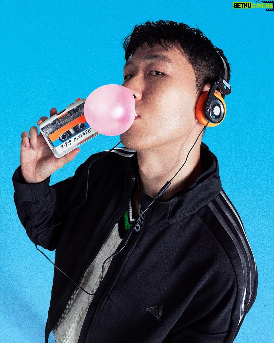 Son Heung-min Instagram - play good. ⚽️ look good. 😎 feel good. 🎧 #adidassportswear