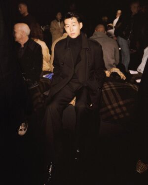 Son Heung-min Instagram - A special night with special company @burberry 🖤