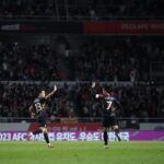 Son Heung-min Instagram - 대한민국 축구국가대표팀❤️ 2 경기동안 행복한 시간 만들어주셔서 감사합니다 더 잘 준비해서 팀으로써 선수로써 더 좋은 모습 보여드리기 위해서 노력하겠습니다 감사합니다 @thekfa love you all❤️