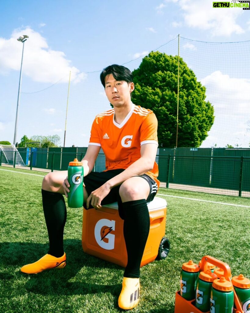 Son Heung-min Instagram - To play at my best, I need to feel my best. I need to be fueled at the maximum level. I’m so proud to become a global ambassador for @gatorade Gatorade share an important passion of mine in helping the next generation pursue their dreams. I'm thankful that together they will be supporting our work at The Son Football academy, too. #FuelsYouForward @gatorade