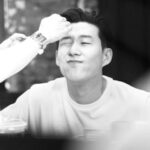 Son Heung-min Instagram - 안녕하세요 여러분 모두 잘 지내고 계신지  궁금하기도 하고 인사도 하고싶어  올려봐요 곧  시작되는 시즌이 행복한 시즌이 되기위해 열심히준비하고 있어요  곧 경기장에서 만나요, 사랑합니다😁🤍 Hi everyone, just wanted to say hello and hope that you’re all doing good. Looking forward to the season starting soon and hoping for a good one. See you all soon, lots of love 😁🤍