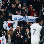Son Heung-min Instagram - Three points at home together to end the year 😁 A lot of special moments and growth this year, we are in a really exciting place right now as a club. I want to wish you and your loved ones a happy new year and an amazing 2024 🤍#COYS 2023년 마지막 경기를 여러분 덕분에 행복하게 끝냈습니다 한국은 2024년이고 영국은 아직 2023년인데 특별하고 행복한 2023년 만들어 주셔서 감사합니다, 올 한해 동안에 여러분이 보내주신 사랑과 응원 덕분에 행복한 축구를 할수 있었고 그 행복한 축구 덕분에 여러분들이 잠시나마 행복하시고 웃을수있으셨다면 그것이 저의 2023 가장 큰 행복이였습니다. 2024년에도 이 행복이 저와 여러분 모두 함께 할수 있기를 소망합니다! 새해 복 많이 받으세요🤍❤️🧡💛💚🩵🩵💜🤎🖤 Tottenham Hotspur Stadium