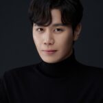 Son Jun-ho Instagram - #PALMTREEISLAND 소중한 사람들과 함께 한솥밥! 더욱 성실하고 노력하는 사람이 될께요! 더 좋은 모습도 약속👌