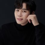 Son Jun-ho Instagram - #PALMTREEISLAND 소중한 사람들과 함께 한솥밥! 더욱 성실하고 노력하는 사람이 될께요! 더 좋은 모습도 약속👌