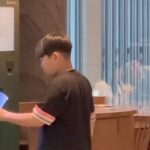 Son Jun-ho Instagram - 아들과 처음으로 오랜시간 떨어져보는 날.. 괜히 허전한 마음에, 나도 주안이도 좋아하는 여행 사진 (제주도 사진) 업로드! 작년에도 올해도 방문했던 #신화빌라스 날씨가 안좋을때는 실내에서 놀고, 수영장은 필수 코스! 누나네 가족과 제주도에 같이 처음 같 이 같 부모님과도 만족하며 행복한 시간 보내고 왔네^^ “아빠! 제주도에 살고싶다!“ 아들아.. 나도 분양받고 싶다.. ^^;;