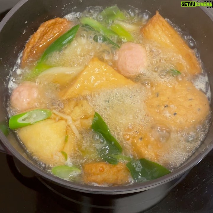 Son Ye-jin Instagram - 저녁 맛있게 드세요🥘🍲🍛🫕🥗🍜🍝🌯🥪🥙🦴