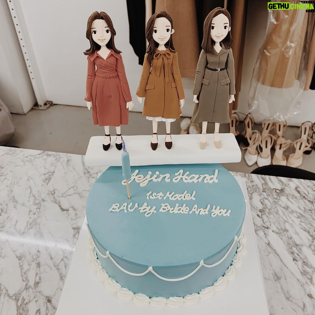 Son Ye-jin Instagram - #brideandyou #브라이드앤유 💕