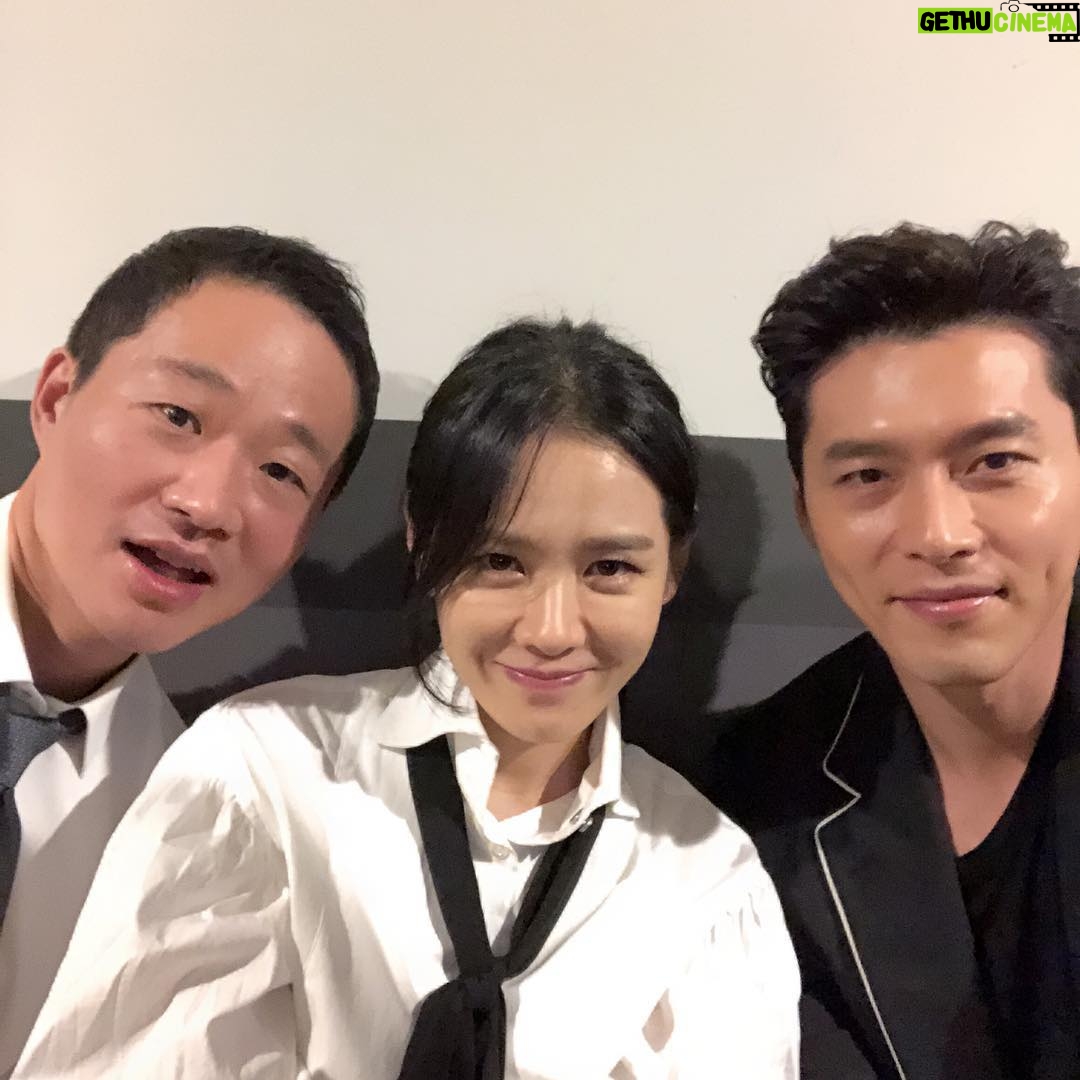 Son Ye-jin Instagram - #협상#협상무대인사 #추석엔협상 극장에서 만나요!💕
