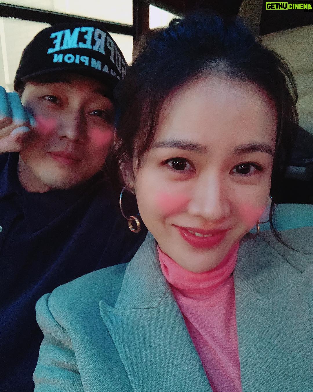 Son Ye-jin Instagram - #지금만나러갑니다 #무대인사 곧 만나요!!💕