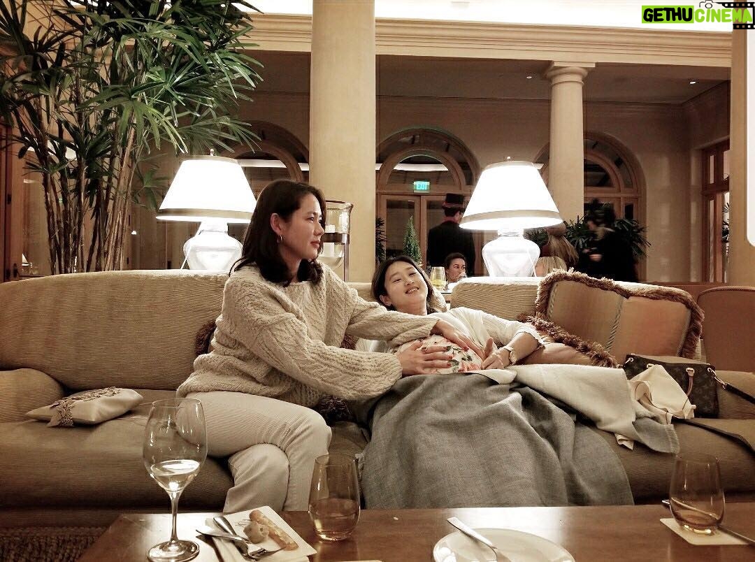 Son Ye-jin Instagram - 복순이의 탄생을 축하합니다🎊소피아 태리 킴👶 무럭무럭 예쁘게 자라렴💕 정연언니 엄마된거 축하해🤗 앤디도 아빠된거 축하해😁
