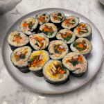 Son Ye-jin Instagram – 🍙🍔🥘🍕😋

안하던 요리를 많이하는요즘..처음하는 요리가 그럴듯할때 너무 뿌듯하답니다🥹
요리를 잘하시는 모든 분들 대단해요👍

근데 이시간에 음식사진…죄송해요😎