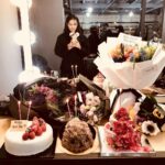 Son Ye-jin Instagram - 💕 고마워요!다들..덕분에 행복한 생일이 됐어요💕