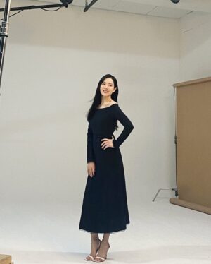Son Ye-jin Instagram - 여러부운~~오랜만에 인사드려요😍
잘 지내고 계시죠요?😘
저는 오랜만에 촬영을 했어요^^
설레고 행복했던 광고촬영 현장이었답니다🥰
여러분도 봄을 만끽하시고 건강한 하루하루 되시길 바래요!💕🌸

#세계수출1위유산균
#듀오락
#duolac