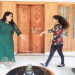 Sona Jelina Instagram - Daughter VS Mom 😍🥰😍🥰 #asianet #instagram #reelitfeelit #dance #