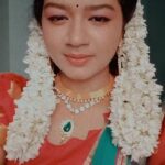 Sona Jelina Instagram - But you look beautiful 🥰😍🥰 thank you 😊 .... #zeekeralam #reels #shyamabaramserial
