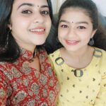 Sona Jelina Instagram - With parukuttyy 😘 @jelina_sona Location @mounaragam.official @asianet #keraladress #keralagodsowncountry🌴 #keralavibes #keralapic #keralatalents #keralatourisim #keralatradition #keralagallery #keralagram #keralaphotography #kerala #moodygrams #moodygramkerala #trending #videos #new #reelsinstagram #reelsindia #reelsvideo
