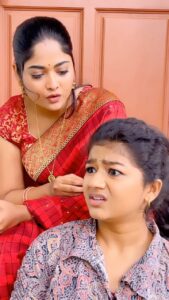 Sona Jelina Instagram - Dot….🤣 : : @jelina_sona : #actress #aishwaryaramsai #sonajelina #mounaragam #kalyani #parukutty #asianet #reelsinstagram #bekind #staysafe