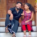 Sona Jelina Instagram - Do You Agree..??? 😁🥰 #naleefgea #actor #model #engineer #kiran #paru #mounaragam #asianet #sonajelina #malayalam