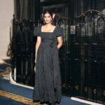 Sonam Kapoor Instagram - Date night with my baby in Versailles to one of the most beautiful dinners I’ve been too. Obviously in all @dior Also wearing this gorgeous bow from one of my favourite ribbon shops in London @vvrouleaux Make up @tanvichemburkar Hair @peteburkill Styling @nikhilmansata Outfit @dior Camera @dinesh_ahuja Paris,France