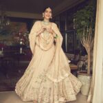 Sonam Kapoor Instagram - A sister is a little bit of childhood that can never be lost.” Sonams Look custom @anavila_m Shoes @needledust Parandis: @shopziddi Styling @rheakapoor @abhilashatd @shereenlovebug Style Team @snehhasuresh @niyatiij Make up and Hair @mallika_bhat @alpakhimani Photos @sheldon.santos Rhea’s Outfit & Potli - Custom @anavila_m Jewellery - @mahesh_notandass Ring - @anmoljewellers Footwear - @coralhazeofficial Styled by - @manishamelwani Assisted by - @kasliwalriddhi Makeup - @savleenmanchanda Hair - @hrishidoeshair