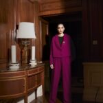 Sonam Kapoor Instagram - Absolute joy to be on The Kurator Magazine. Winter 2023 🤍 @thekurator_magazine @gulfnews Wearing: @chanelofficial Founder & creative director : @bambi_kappauf Editor-in-Chief : @khemenaahmad Guest editor: @mrdipeshdepala Artistic director & styling : @timothegrandchavin Stylist : @abhilashatd Photographers : @thehouseofpixels Makeup artist : @namratasoni Hairstylist : @bbhiral Stylist assistant : @morgane.pupier Local production : @akanshamaheshwari__ Production : @alifsophia