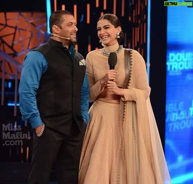 Sonam Kapoor Instagram - Happy Birthday Salman…you’re the best…@beingsalmankhan