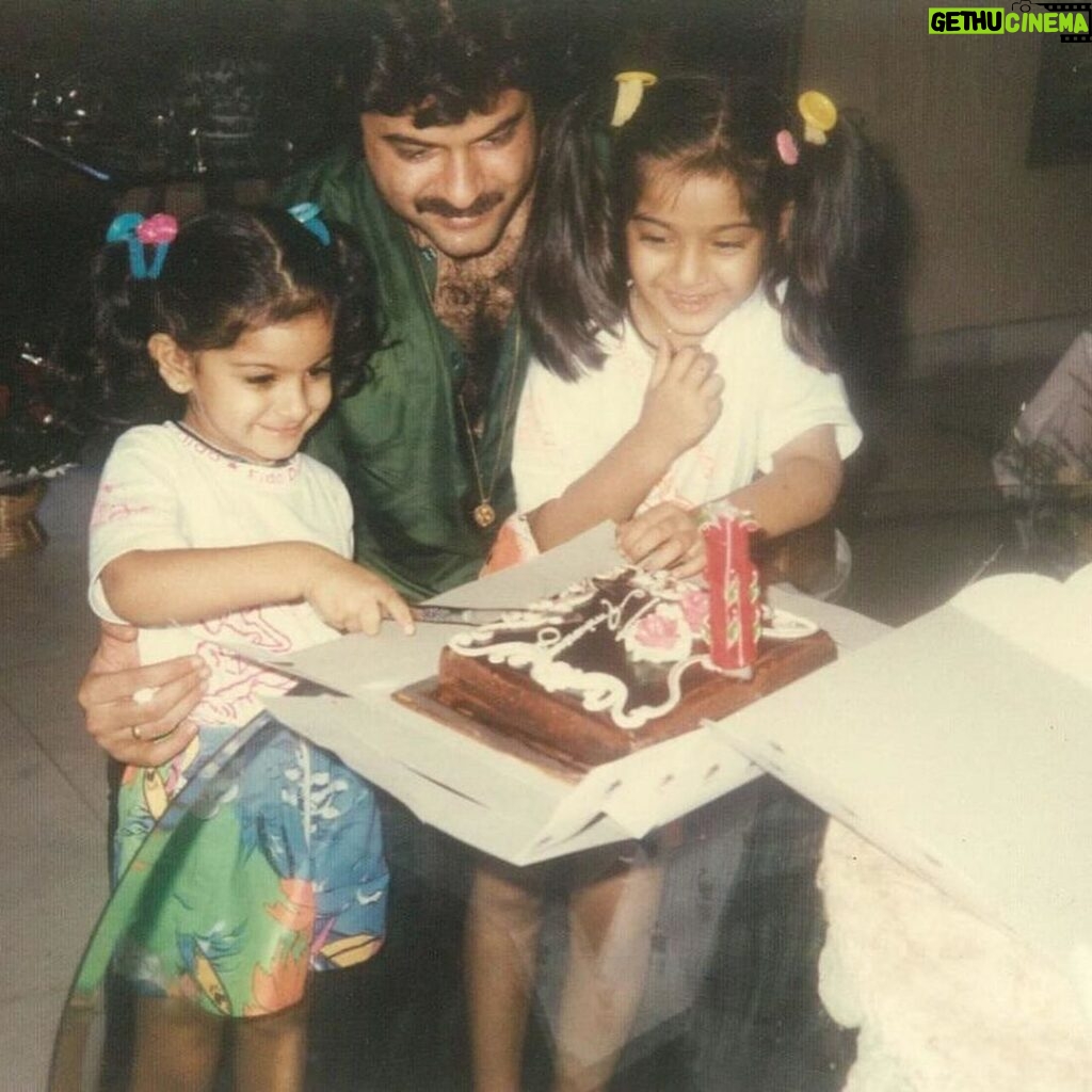 Sonam Kapoor Instagram - Happy Birthday Dad! the world knows you as the evergreen Super star who never ages, our industry knows you as the most consistent, hardworking and talented actor of the last four generations , but for your family you’re the best husband, father and grandfather, who leads by example of openness, hardwork, gratitude and love. No one like you @anilskapoor you literally are the best in the world.