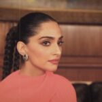 Sonam Kapoor Instagram – Behind the scenes 📸 @thekurator_magazine 

@gulfnews 

Founder & creative director : @bambi_kappauf
Editor-in-Chief : @khemenaahmad
Guest editor: @mrdipeshdepala
Artistic director & styling : @timothegrandchavin
Stylist : @abhilashatd
Videographer : @ratnakarphotography
Makeup artist : @namratasoni
Hairstylist : @bbhiral
Stylist assistant : @morgane.pupier
Local production : @akanshamaheshwari__ 
Production : @alifsophia