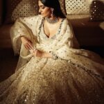 Sonam Kapoor Instagram - A mesmerising evening in Delhi with Abhinav Mishra.