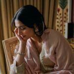 Sonam Kapoor Instagram - We moved into our new house this week .. our hearts are filled with joy and hope and we can’t wait to make new memories here ✨❤️ 🧿 Mumbai, Maharashtra