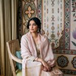 Sonam Kapoor Instagram - We moved into our new house this week .. our hearts are filled with joy and hope and we can’t wait to make new memories here ✨❤️ 🧿 Mumbai, Maharashtra