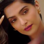 Sonam Kapoor Instagram - Getting festive ready with my Elixir Ultime by Kérastase ✨