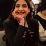 Sonam Kapoor Instagram - What an amazing experience @tommyhilfiger 36 hours in my fave 🗽 in an iconic location and a fabulous show.. the most fun I’ve had in a while! Thank you so much for having me.. can’t wait to come back ! @tommyhilfiger #TommyHilfiger #nyfw2024 New York, New York
