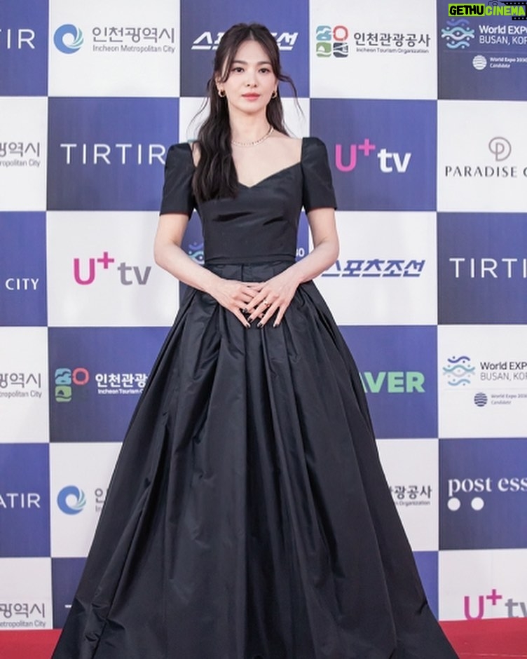 Song Hye-kyo - 2.9 Million Likes - ķė³µķ ģź° ģ“ģģµėė¤
ź°ģ¬ķ©ėė¤šš»ā¤ļø