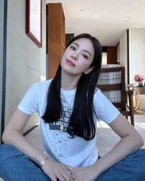 Song Hye-kyo Instagram - 🐶🥮