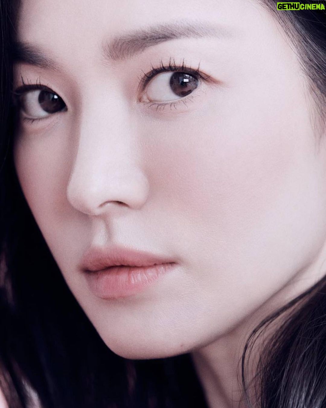 Song Hye-kyo - 2.4 Million Likes - @michaachannel š
šø @hongjanghyun