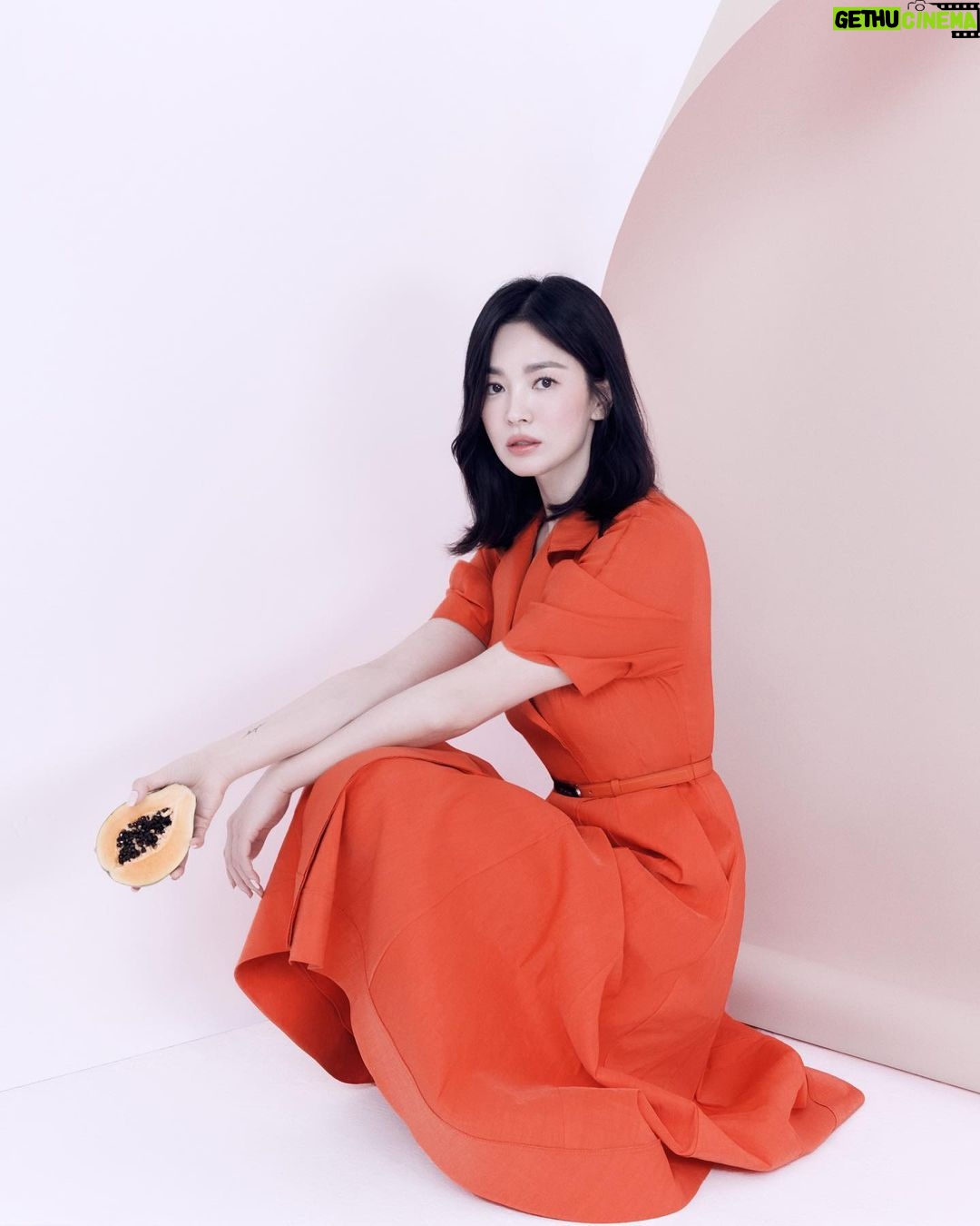 Song Hye-kyo - 2.4 Million Likes - @michaachannel š
šø @hongjanghyun