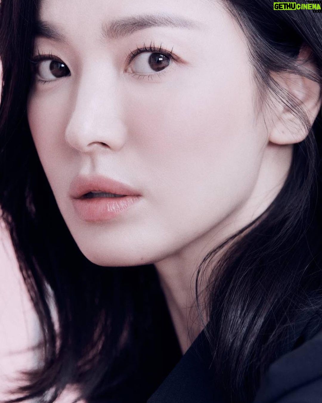 Song Hye-kyo - 2.4 Million Likes - @michaachannel š
šø @hongjanghyun